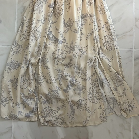 Off-The-Shoulder Smocked Midi Dress - Picture 3 of 7